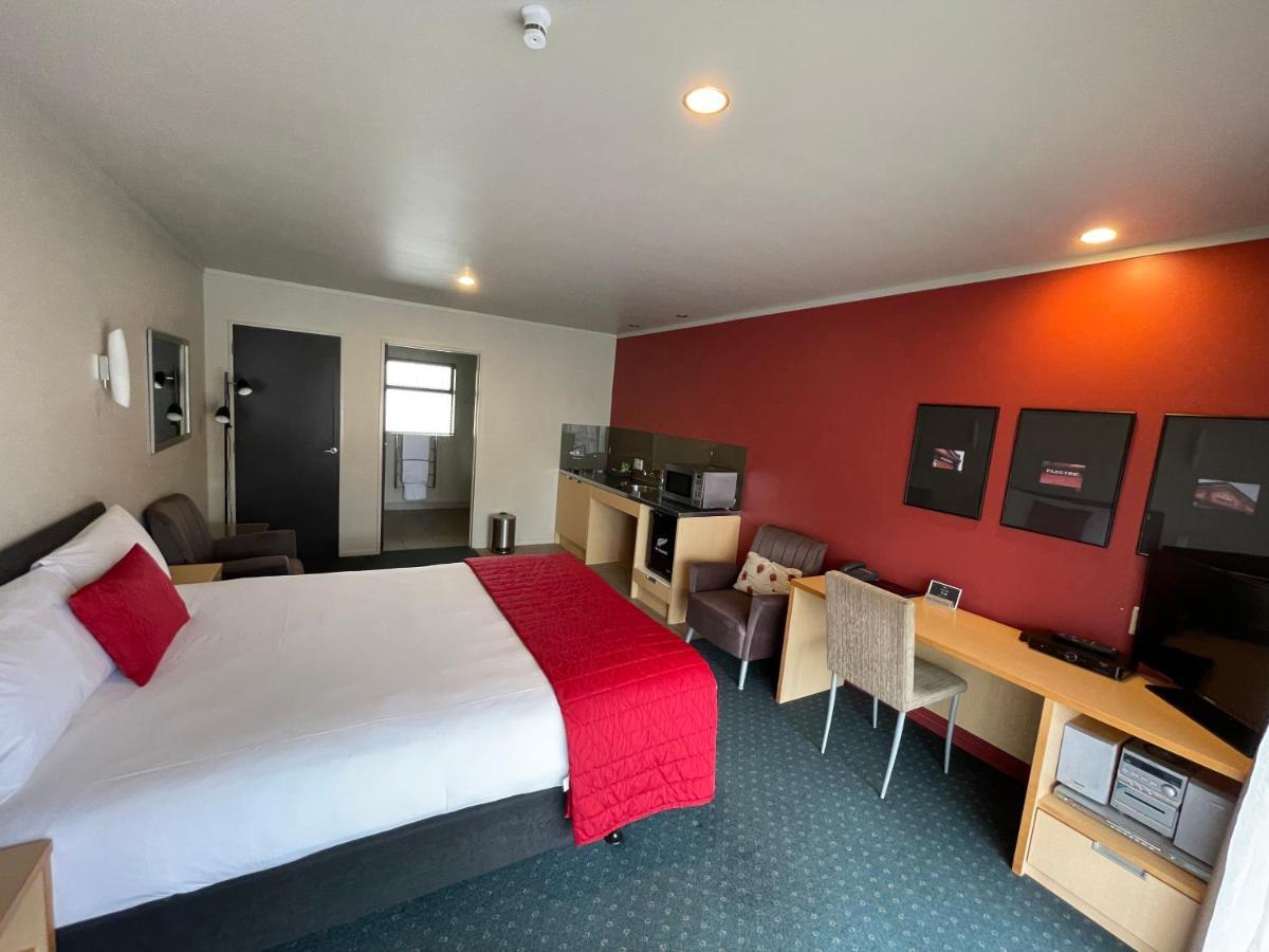 Bentleys Motor Inn Palmerston North Extérieur photo