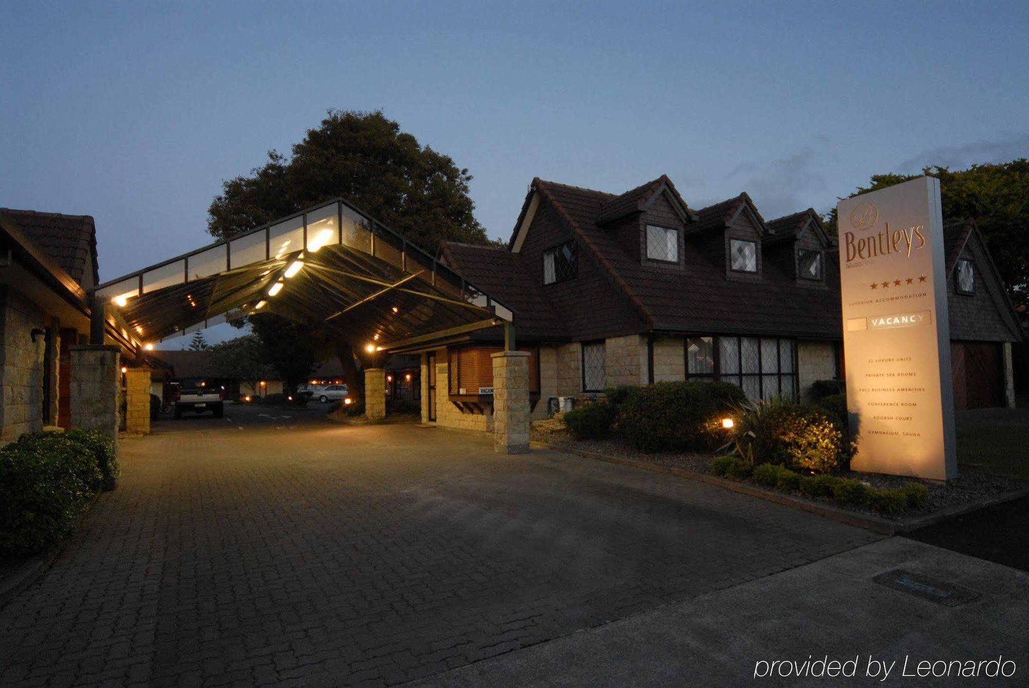 Bentleys Motor Inn Palmerston North Extérieur photo