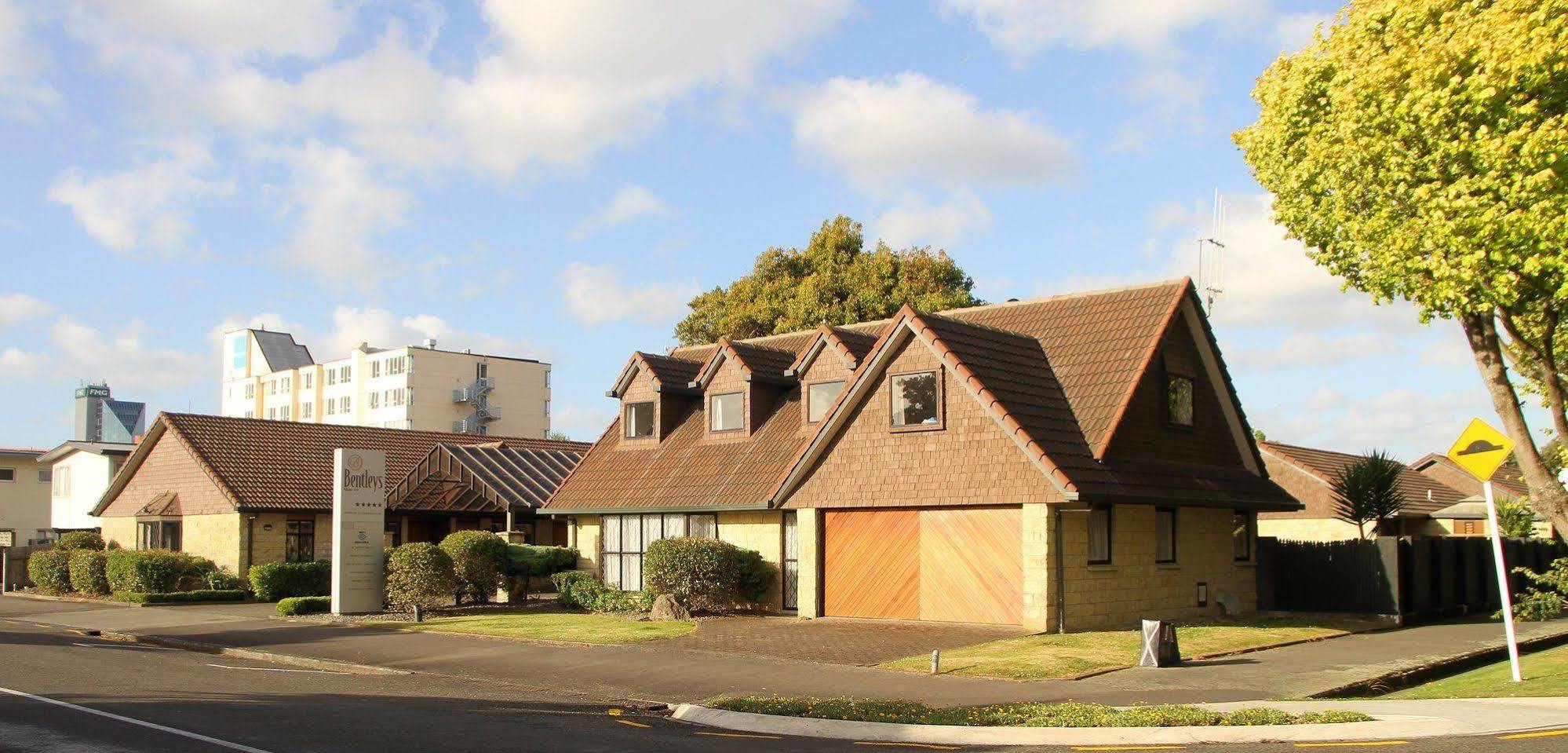 Bentleys Motor Inn Palmerston North Extérieur photo